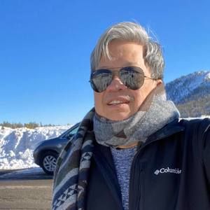 Meet your Posher, Khanh